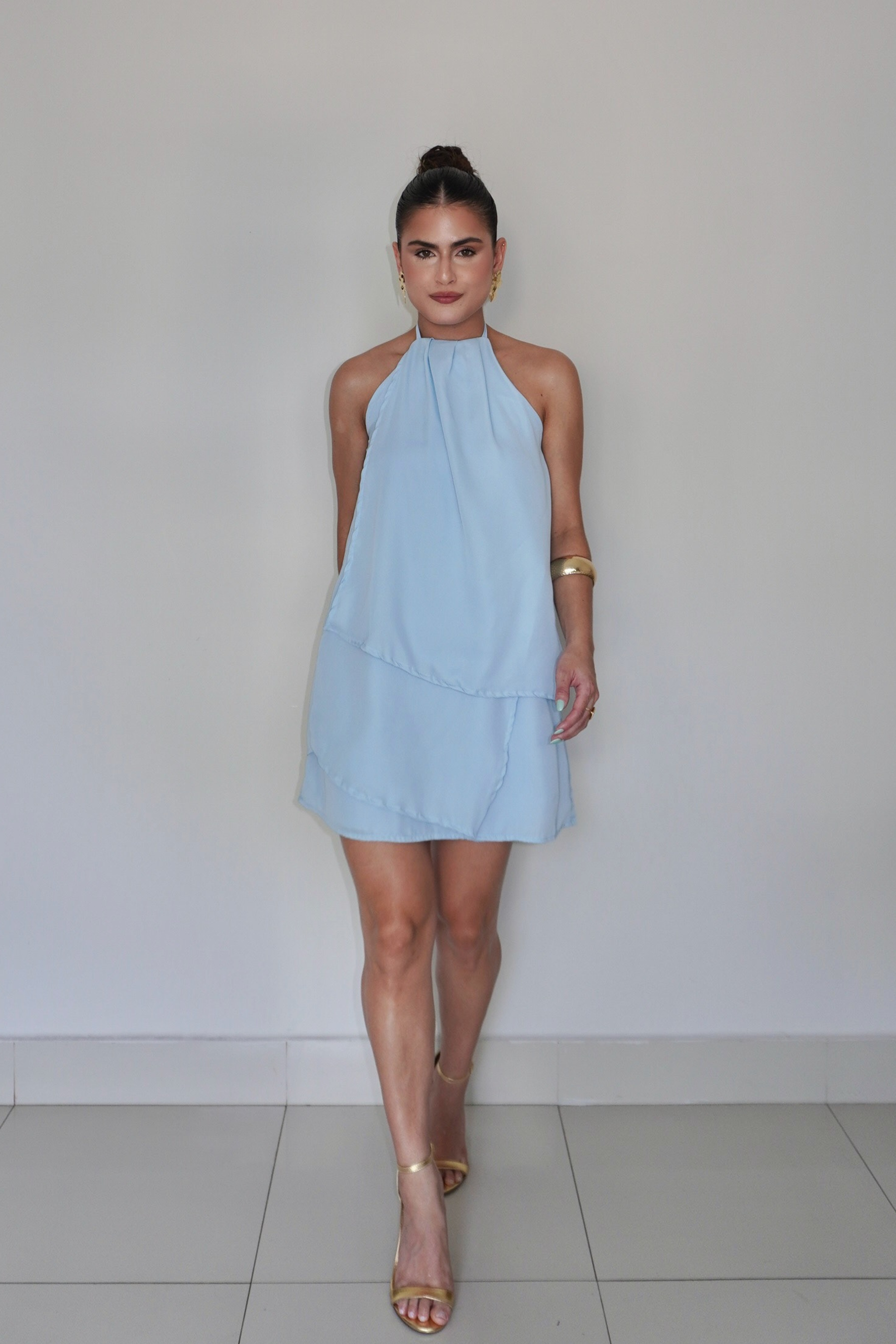 VESTIDO QUARTZO AZUL BEBÊ - Efeito Livre, curto com camadas