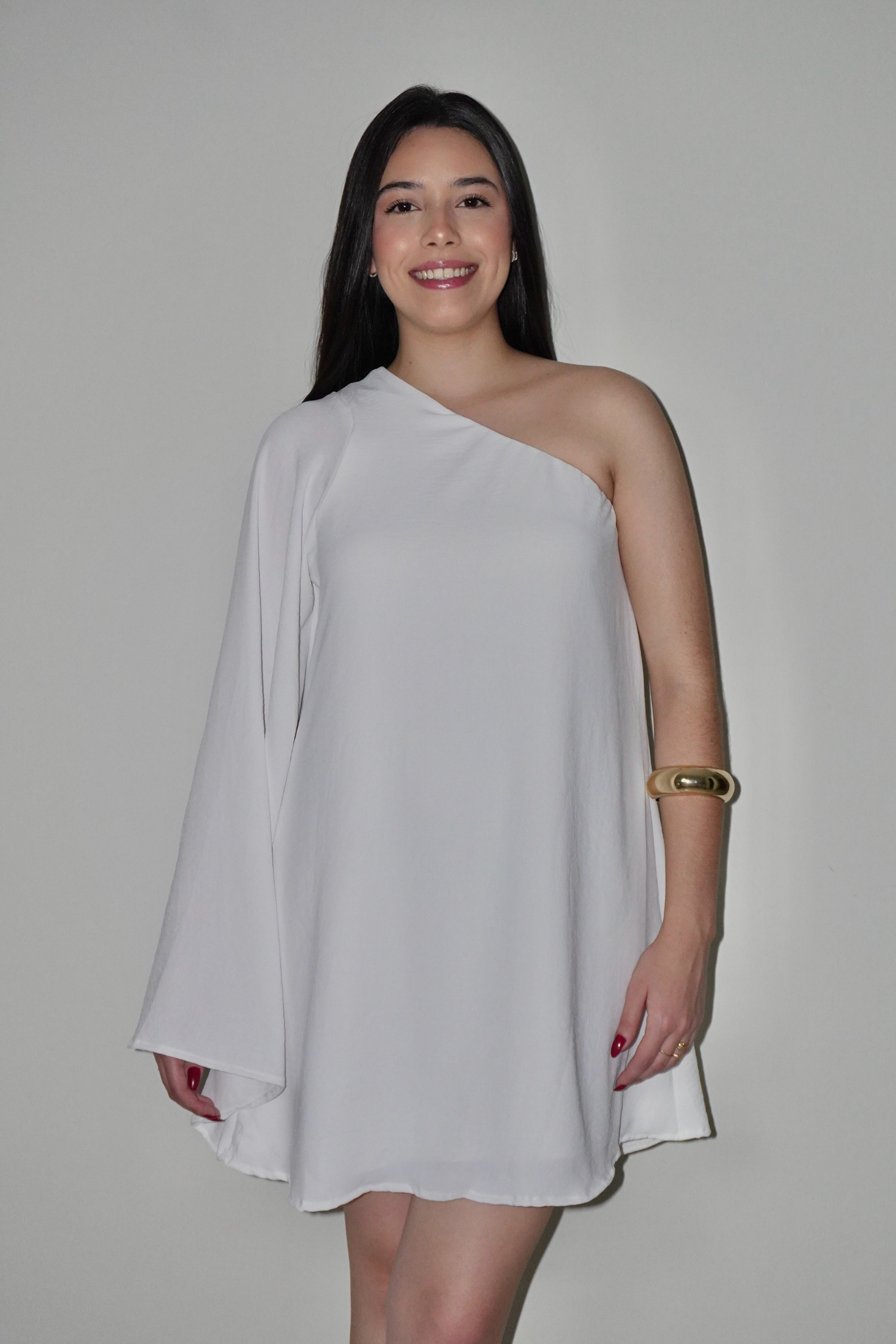 VESTIDO NINA BRANCO - Curto com manga única