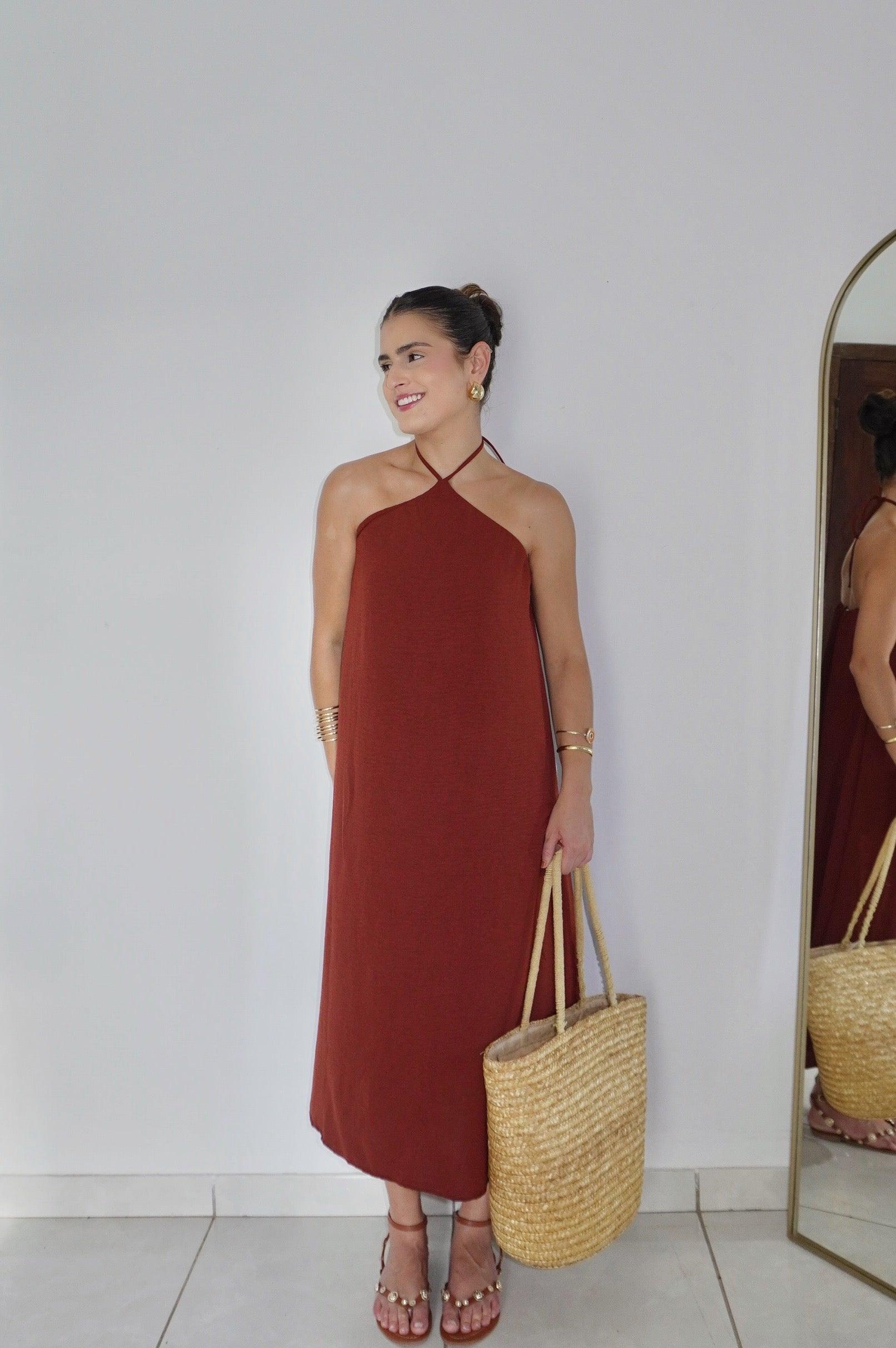 VESTIDO CLÉO MARROM QUENTE - Midi com caimento reto