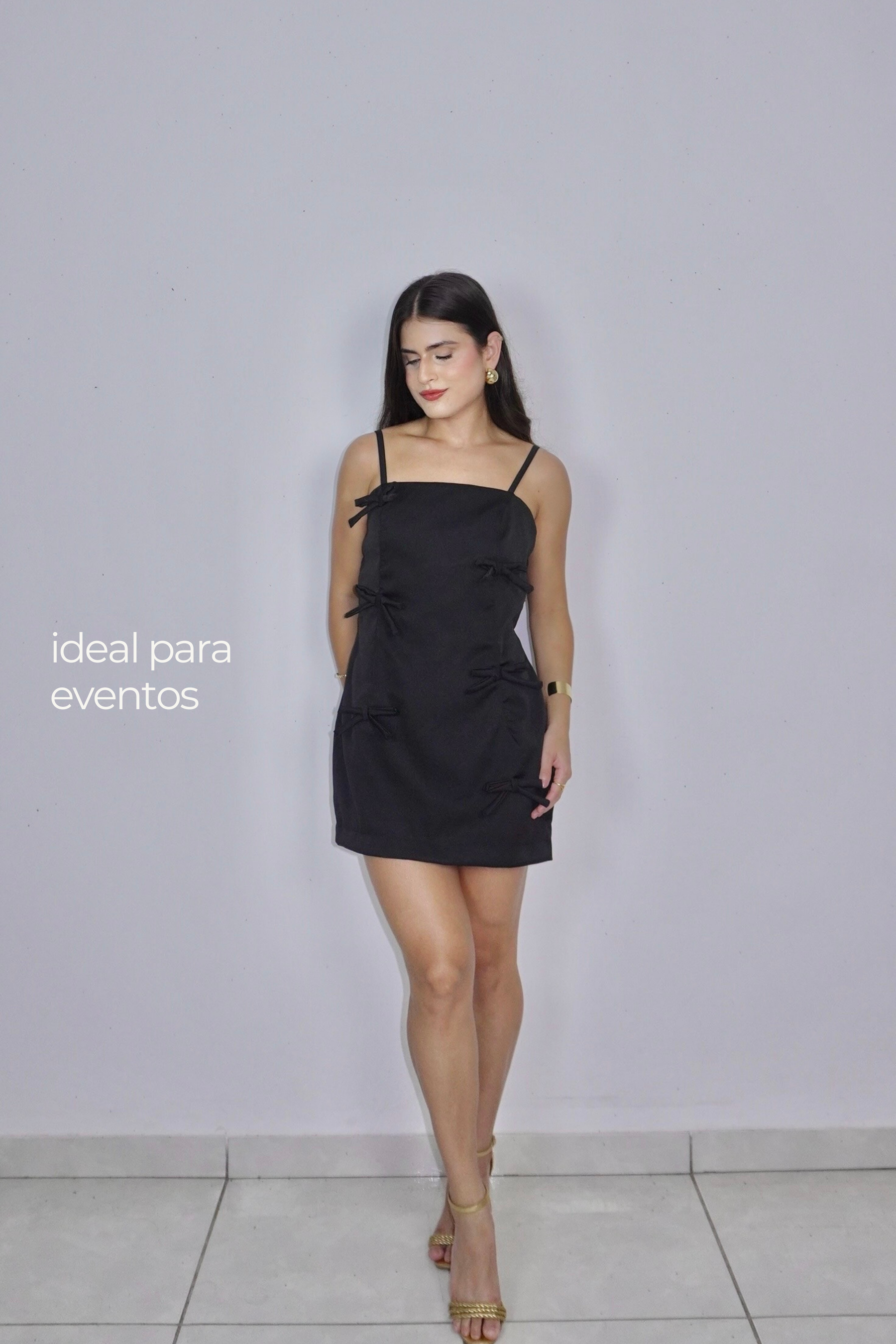 VESTIDO LIA PRETO - Curto com laços