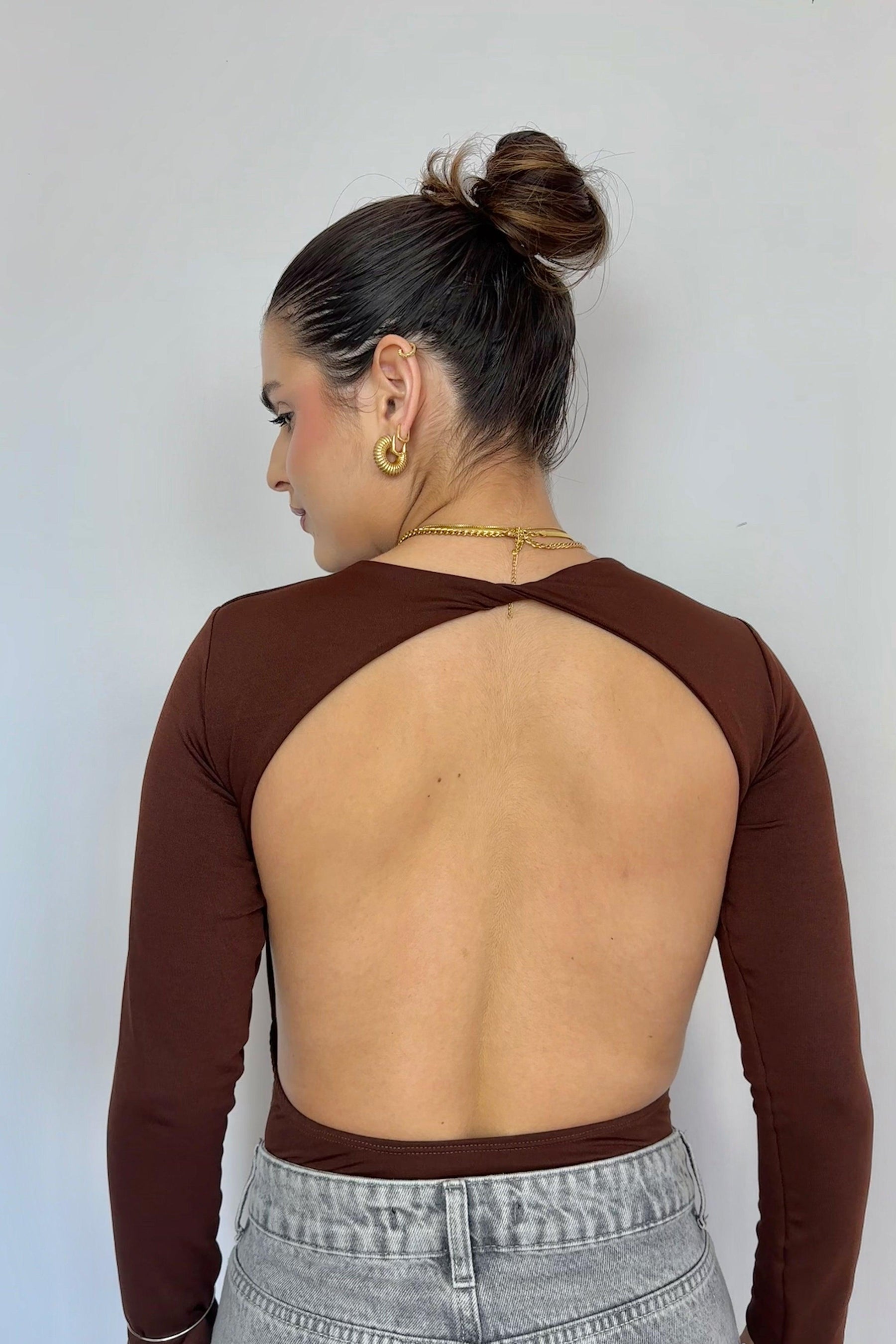 BODY CHLOE MARROM