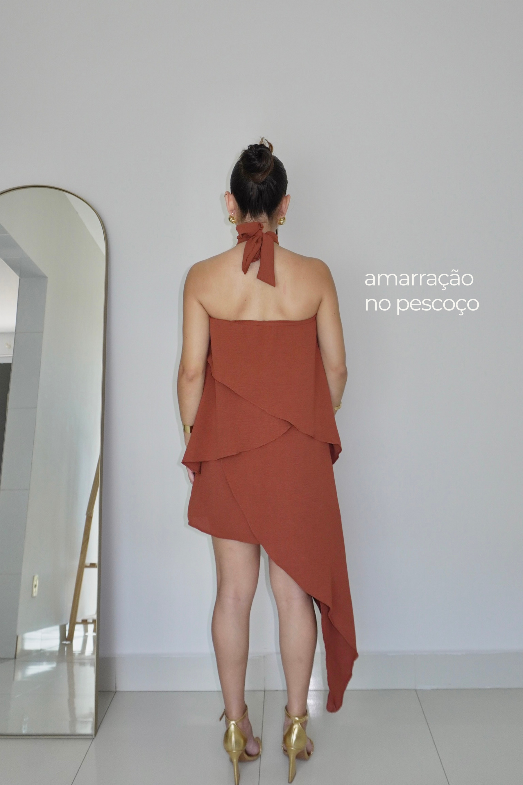 VESTIDO SOL MARROM CARAMELO - Curto com babados