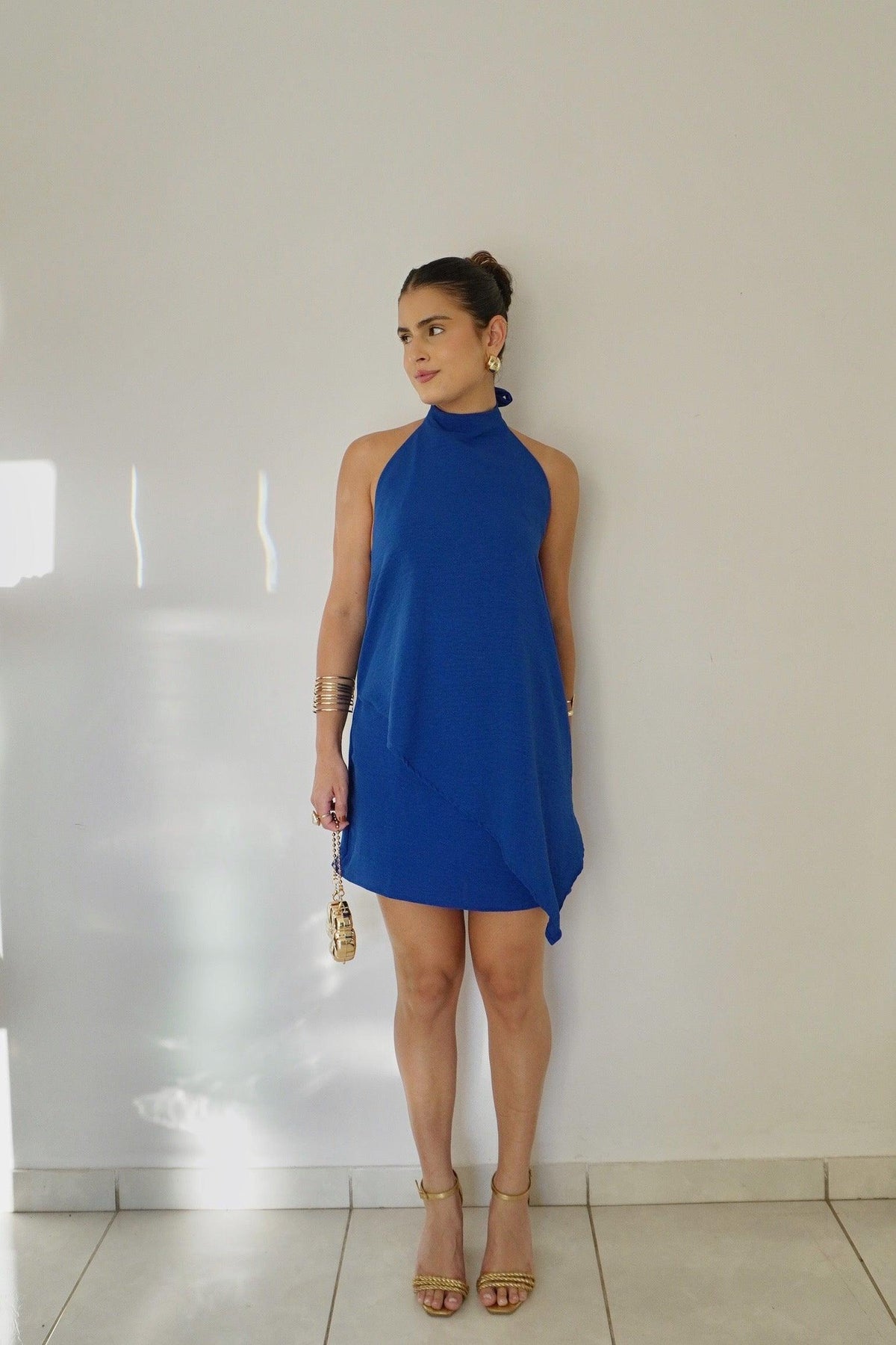 VESTIDO BRISA AZUL ROYAL - Curto com decote nas costas