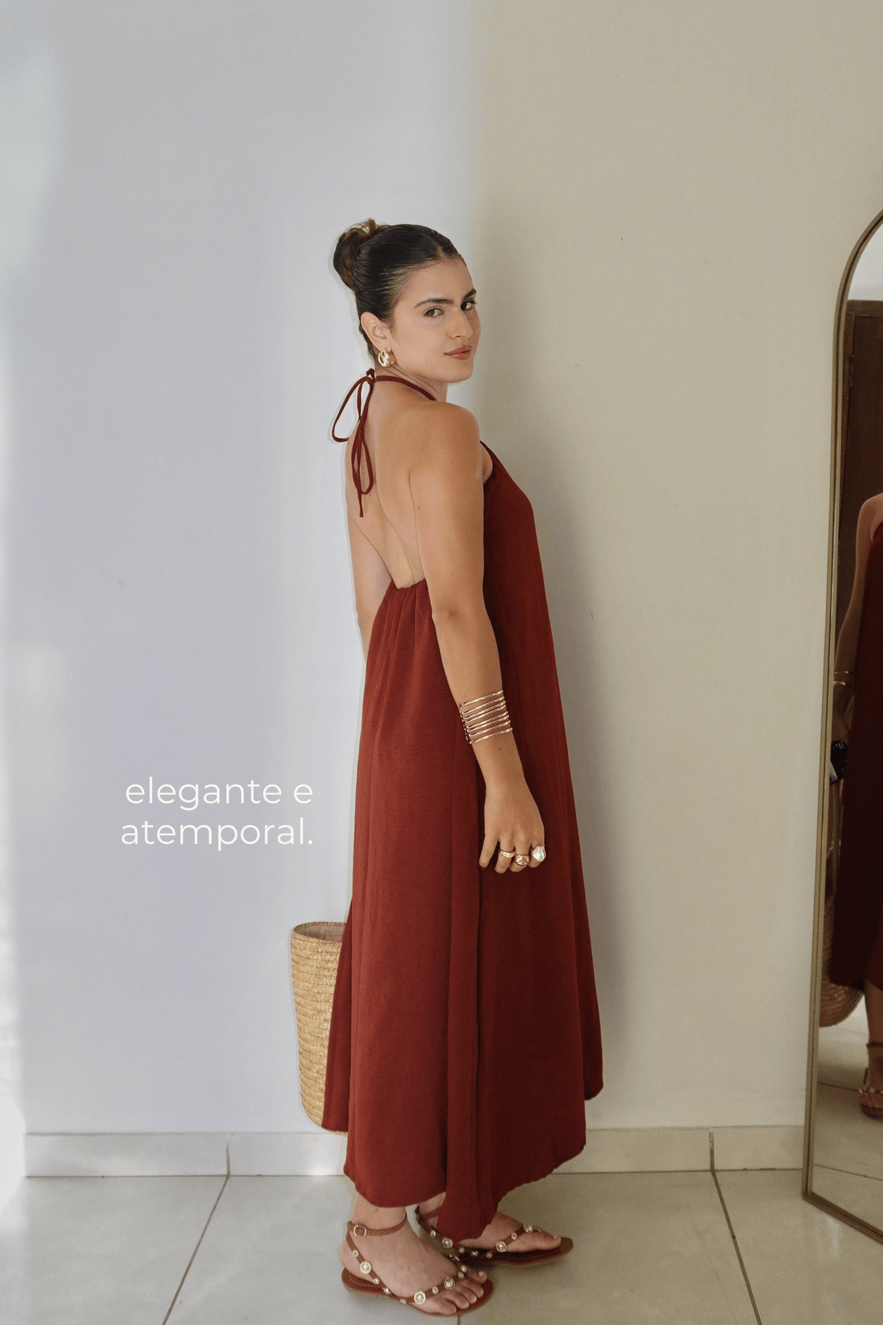 VESTIDO CLÉO MARROM QUENTE - Midi com caimento reto