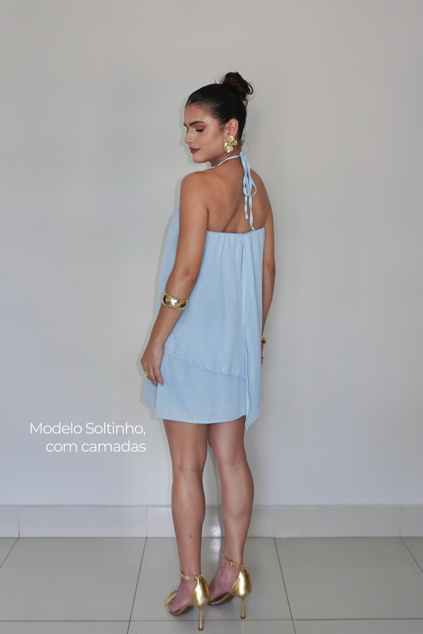 VESTIDO QUARTZO AZUL BEBÊ - Efeito Livre, curto com camadas