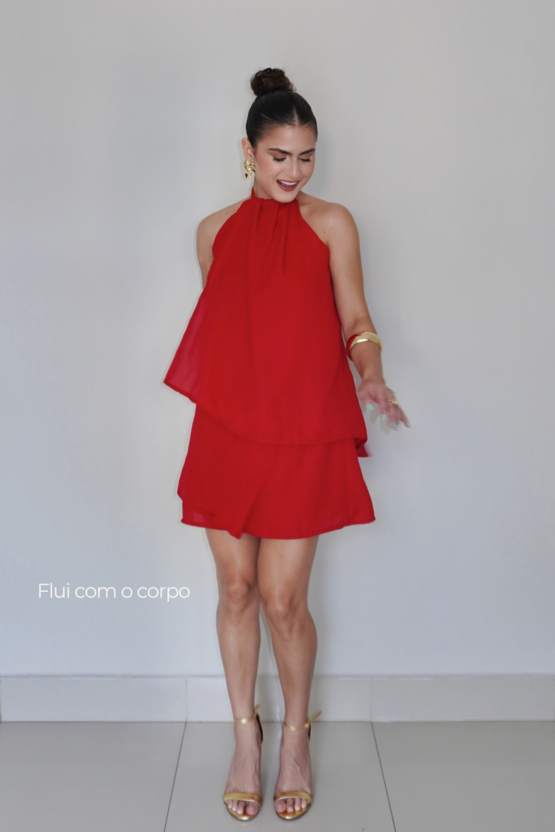 VESTIDO QUARTZO VERMELHO - Efeito Livre, curto com camadas