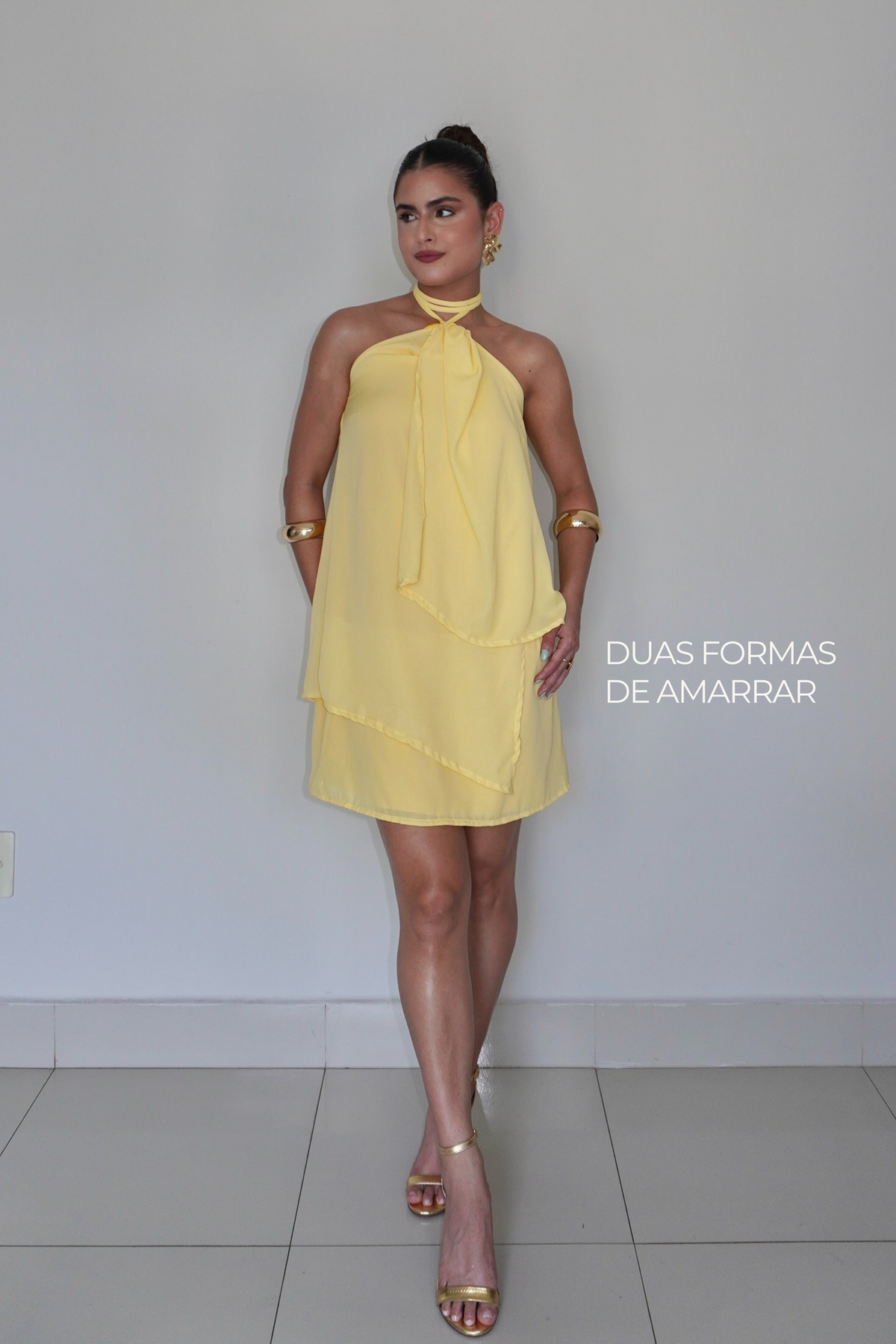 VESTIDO QUARTZO AMARELO MANTEIGA - Efeito Livre, curto com camadas
