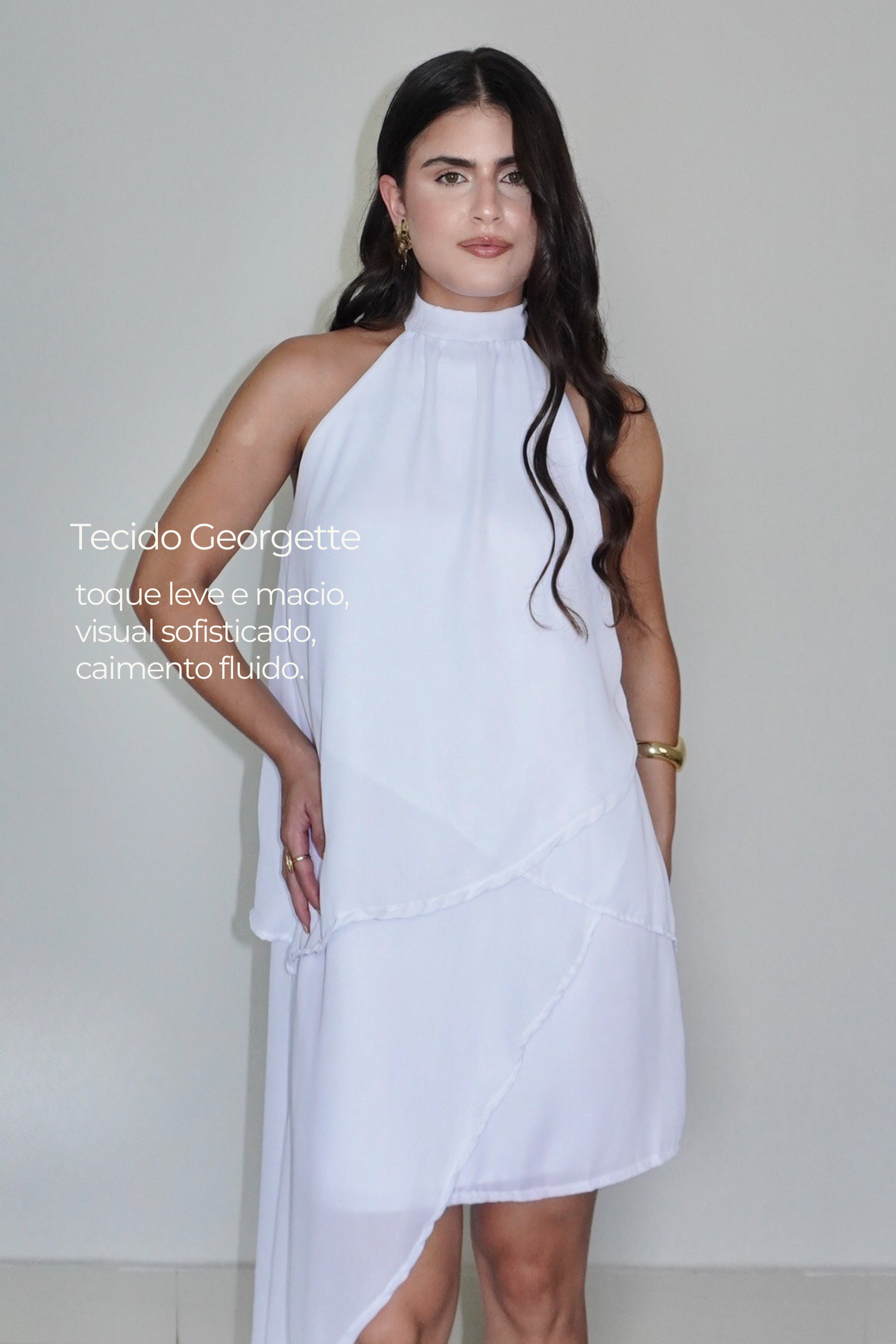 VESTIDO SOL BRANCO - Curto com babados, fluido com amarração no pescoço