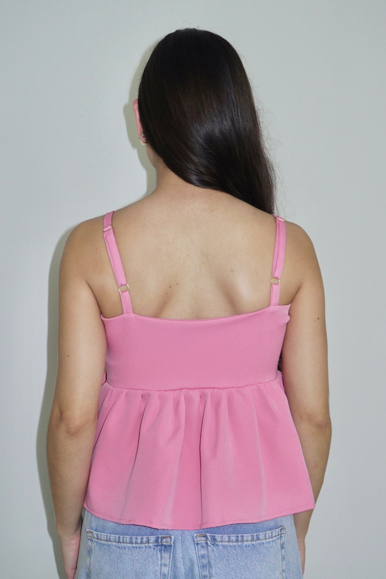 BLUSA ELLA PEPLUM ROSA BEBÊ - Com alça regulável e zíper na lateral