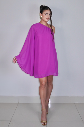 VESTIDO NINA FÚCSIA - Curto com manga única, efeito fluido