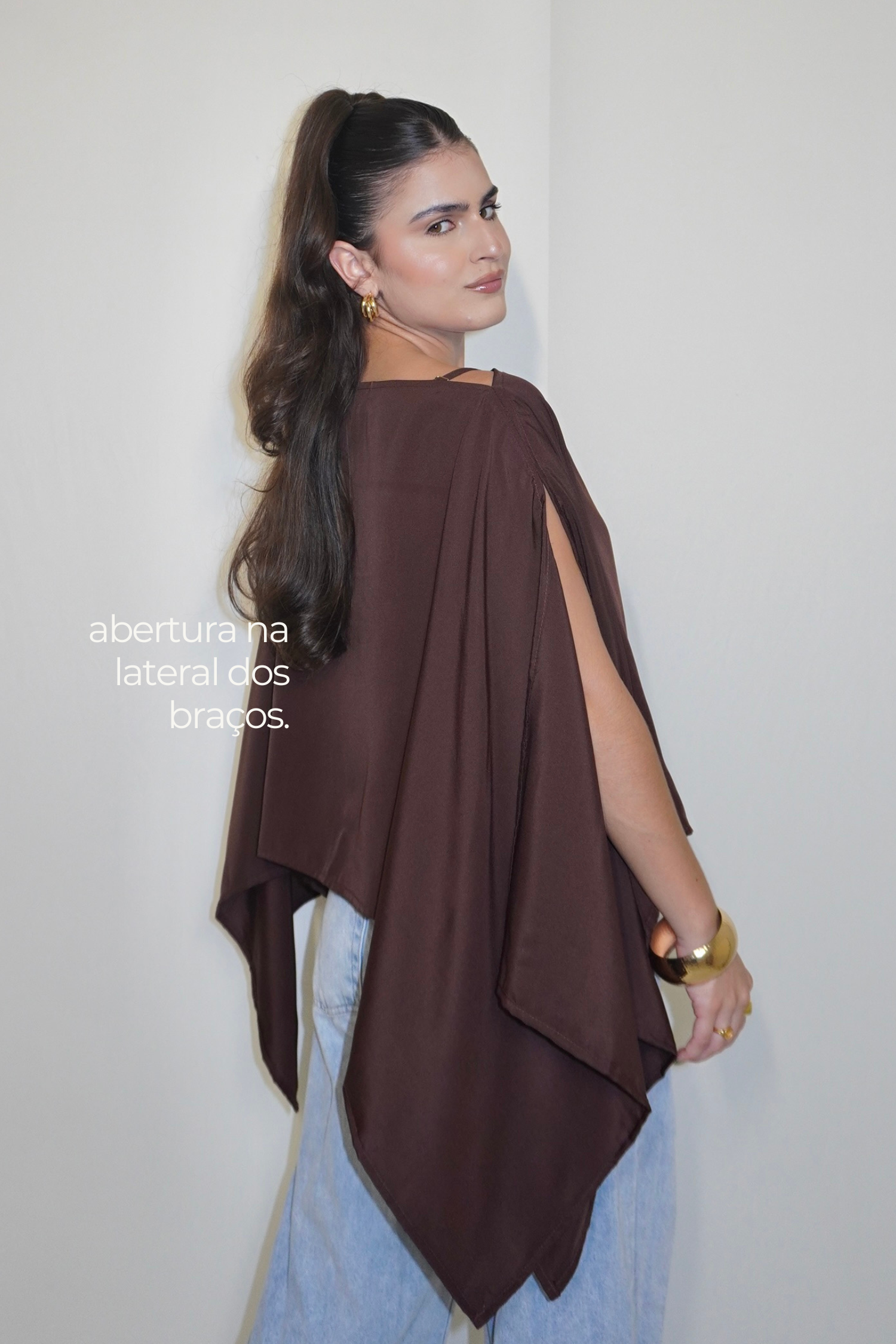 BATA CAPA AMÉLIA MARROM - Fluída com Top
