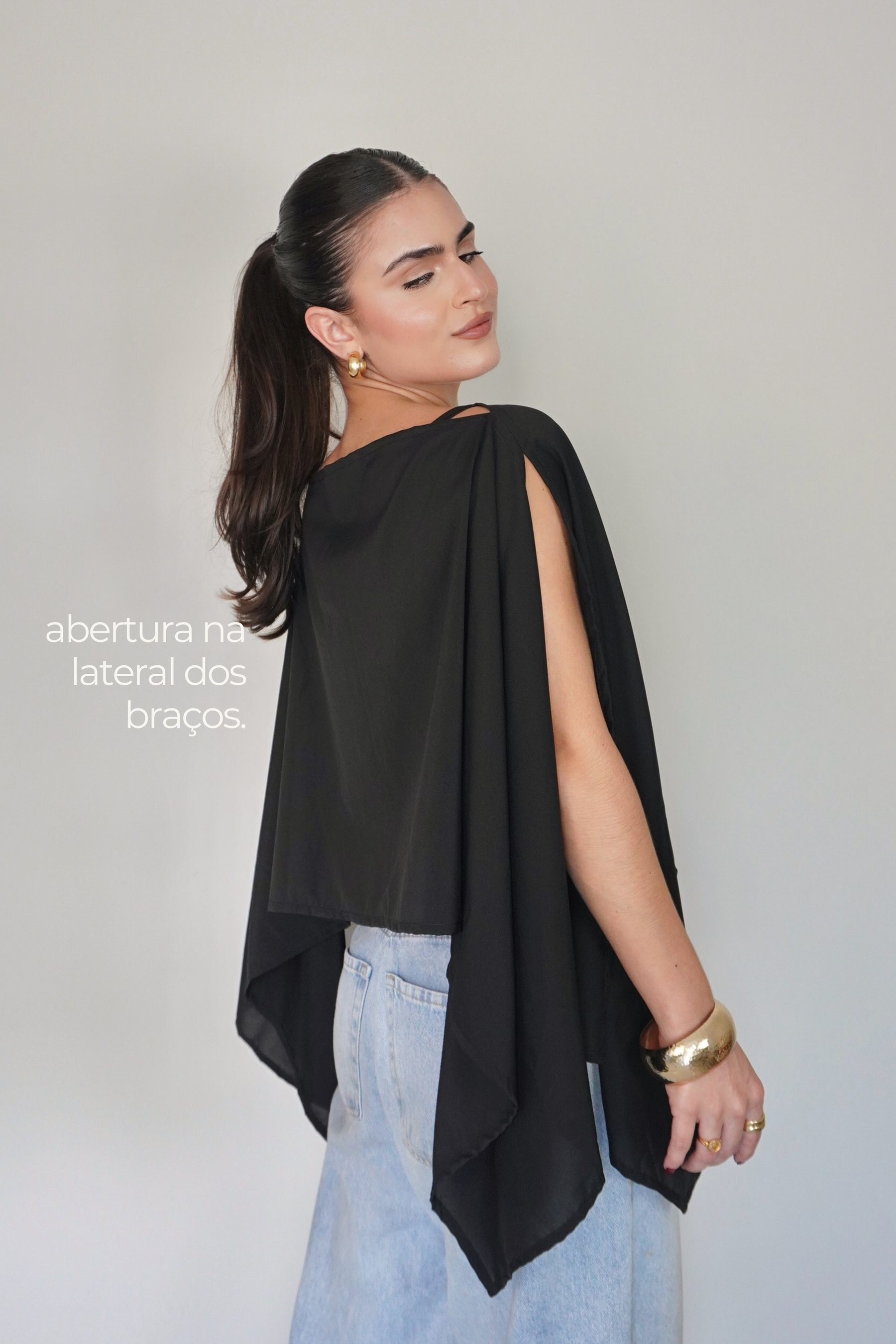 BATA CAPA AMÉLIA PRETA - Fluída com Top