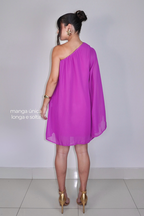 VESTIDO NINA FÚCSIA - Curto com manga única, efeito fluido
