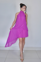 VESTIDO SOL FÚCSIA - Curto com babados, fluido com amarração no pescoço