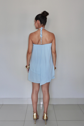 VESTIDO QUARTZO AZUL BEBÊ - Efeito Livre, curto com camadas