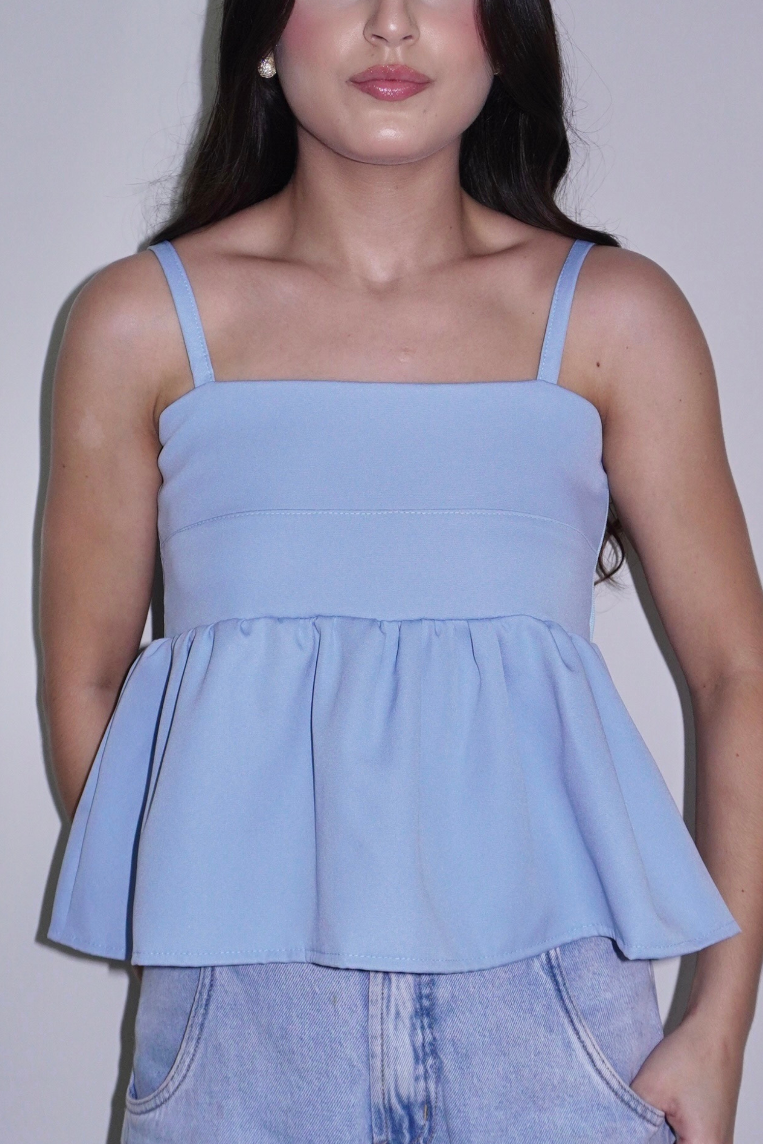 BLUSA ELLA PEPLUM AZUL BEBÊ - Com alça regulável e zíper na lateral