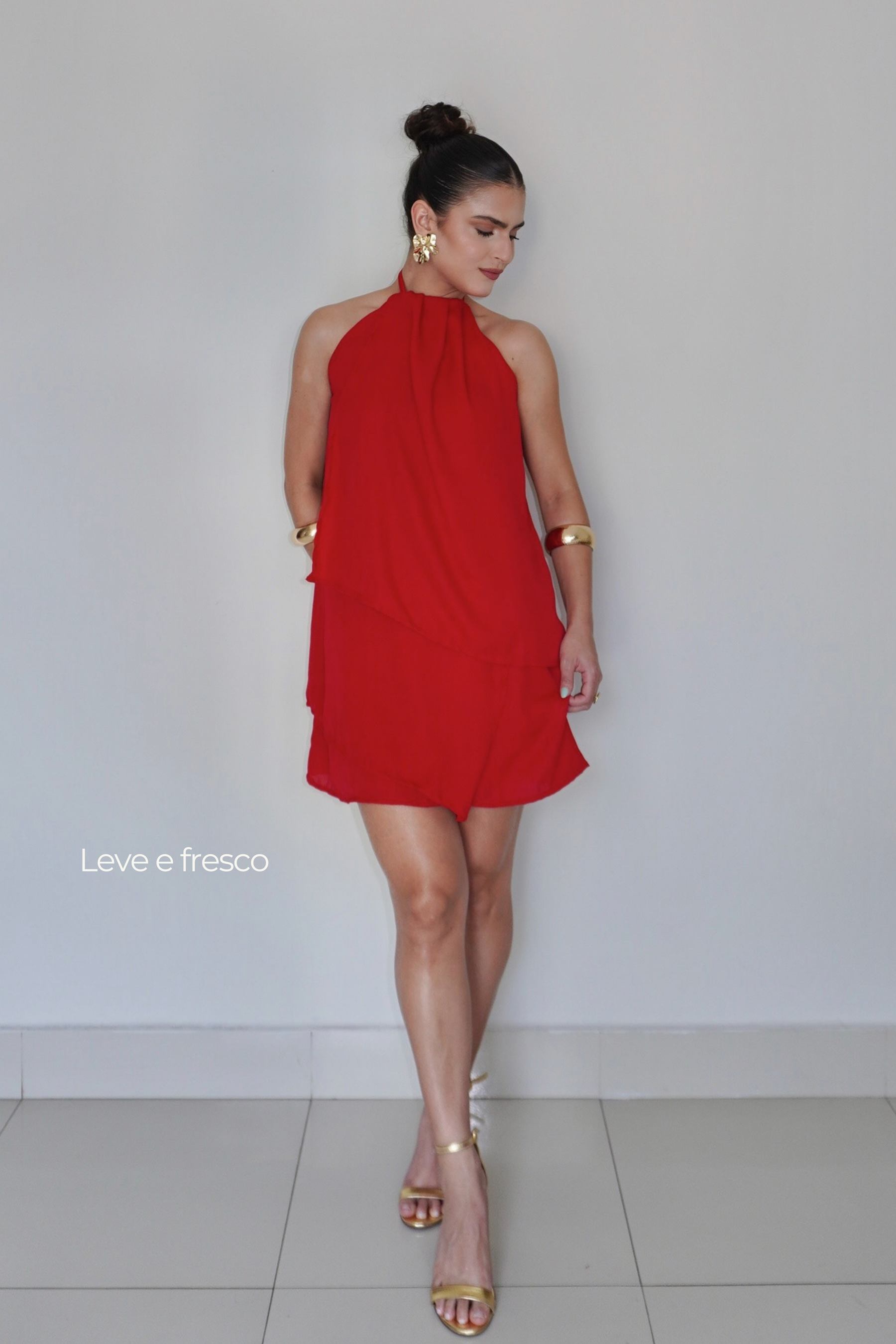 VESTIDO QUARTZO VERMELHO - Efeito Livre, curto com camadas